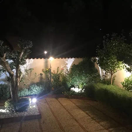 & House - Imparato Costa * Carini