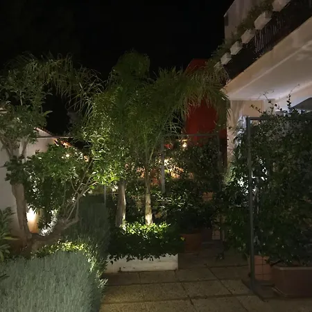 & House - Imparato Costa *
